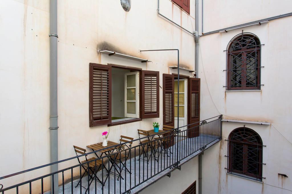 Sunshine Hostel Palermo Exterior photo