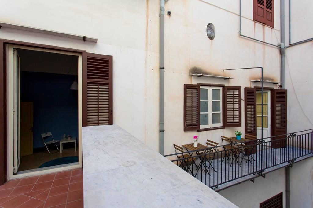 Sunshine Hostel Palermo Exterior photo