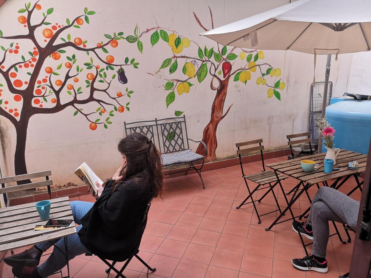 Sunshine Hostel Palermo Exterior photo