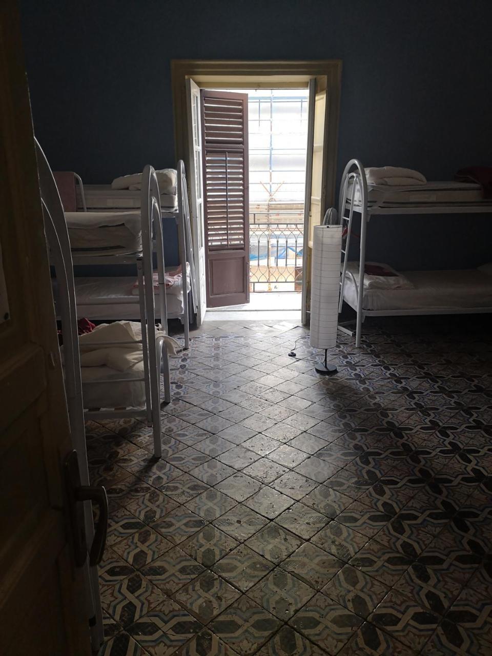 Sunshine Hostel Palermo Exterior photo