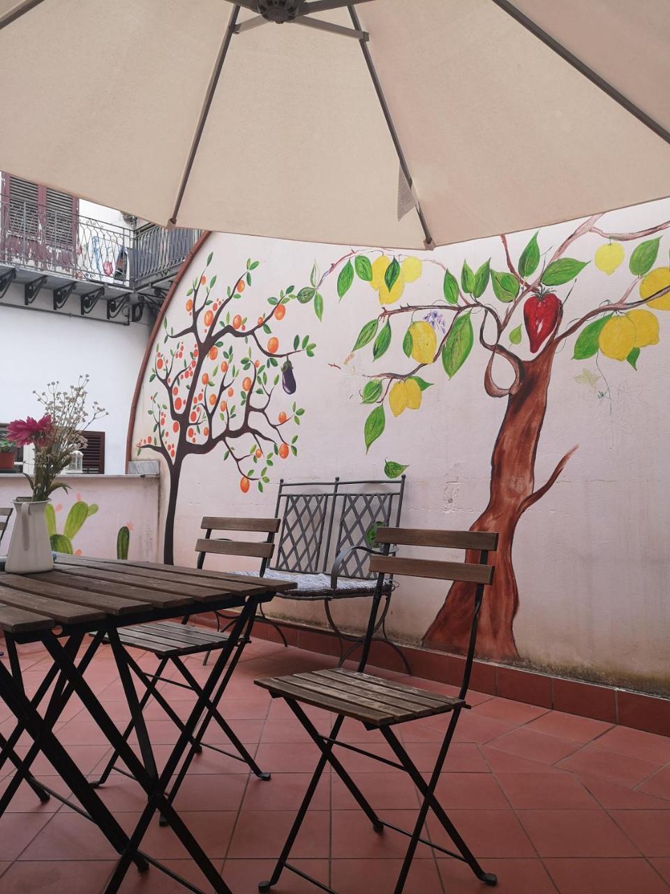Sunshine Hostel Palermo Exterior photo